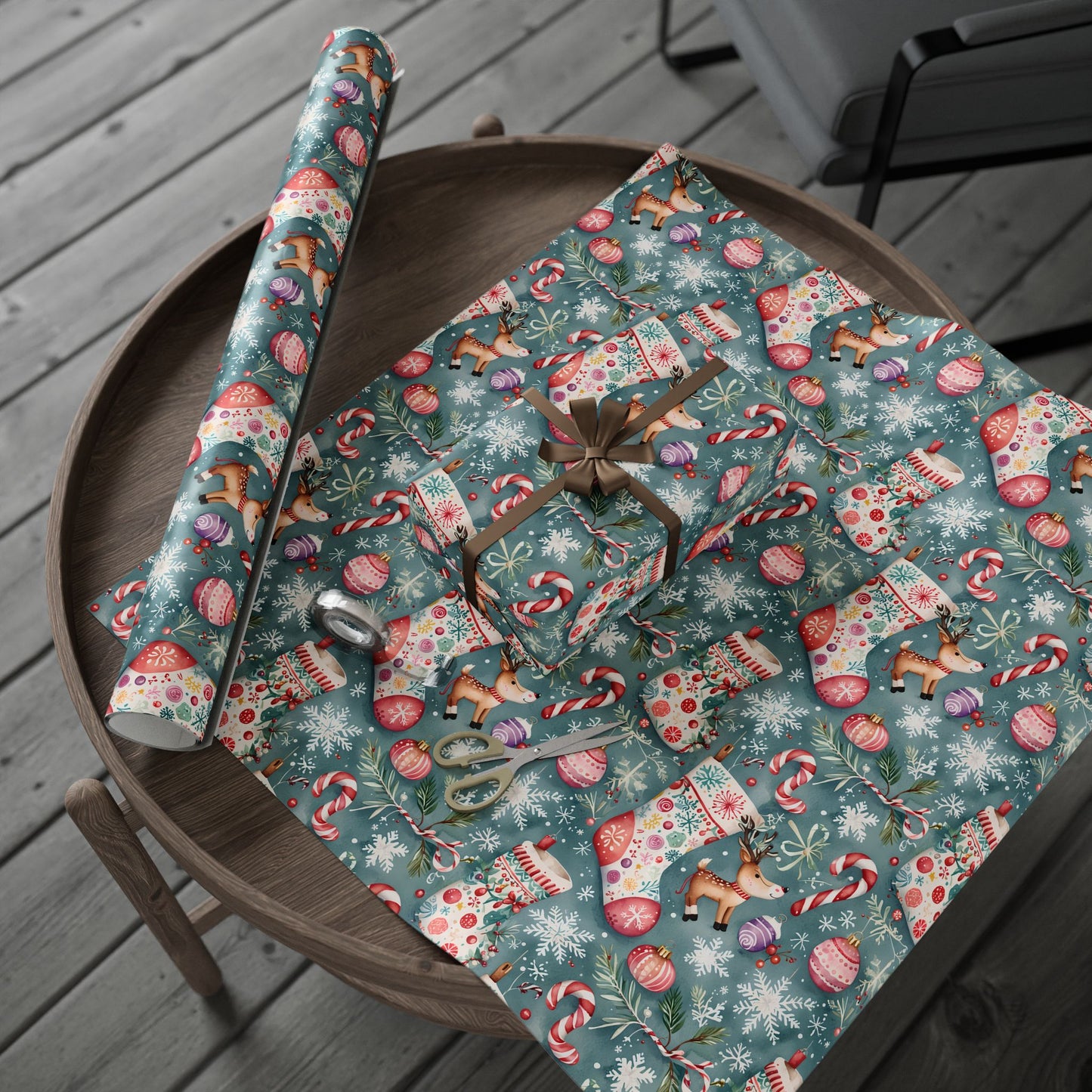 Stocking Situation – Sweet & Snuggly Christmas Wrapping Paper