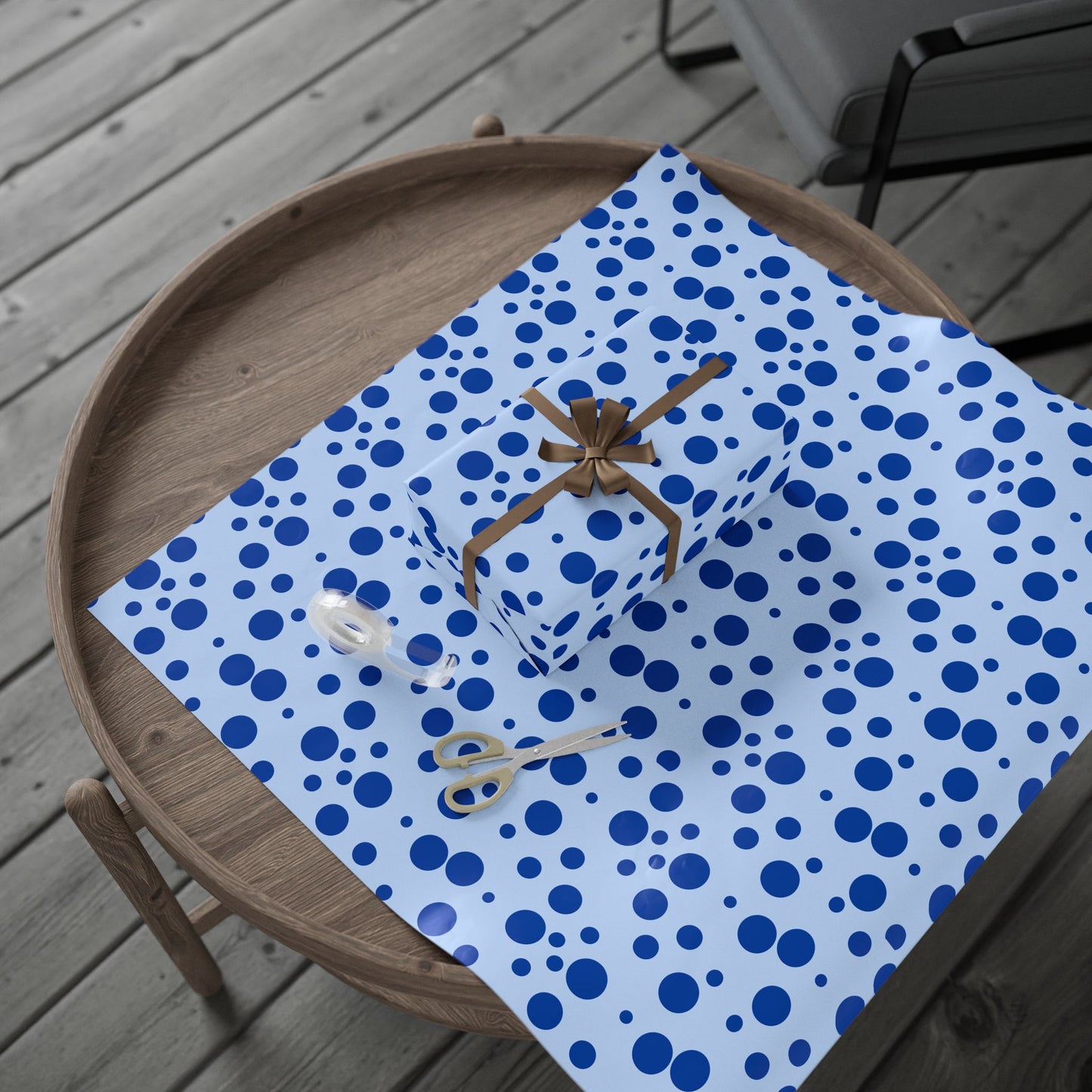 Blue Dots Delight – Cheerful Wrap