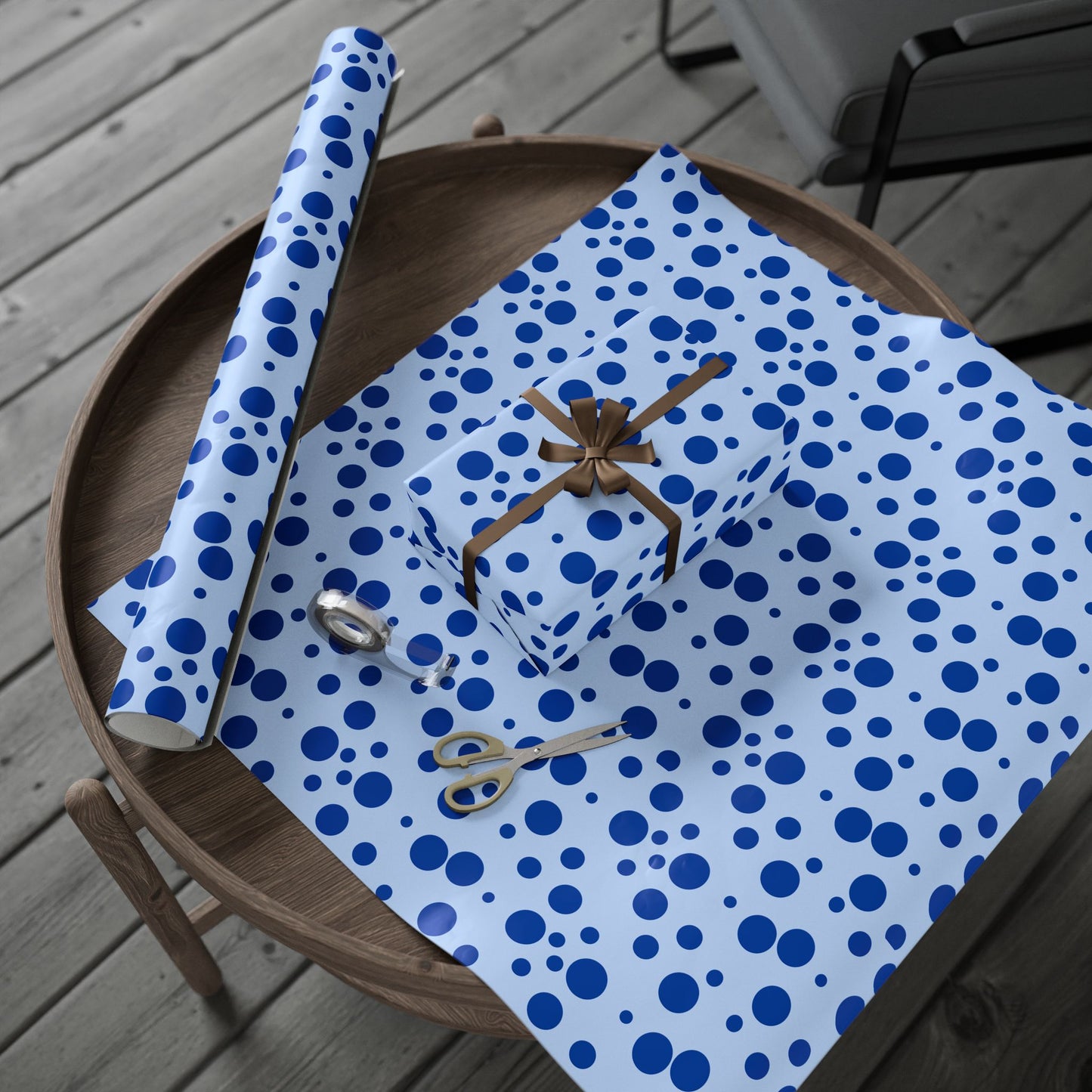 Blue Dots Delight – Cheerful Wrap
