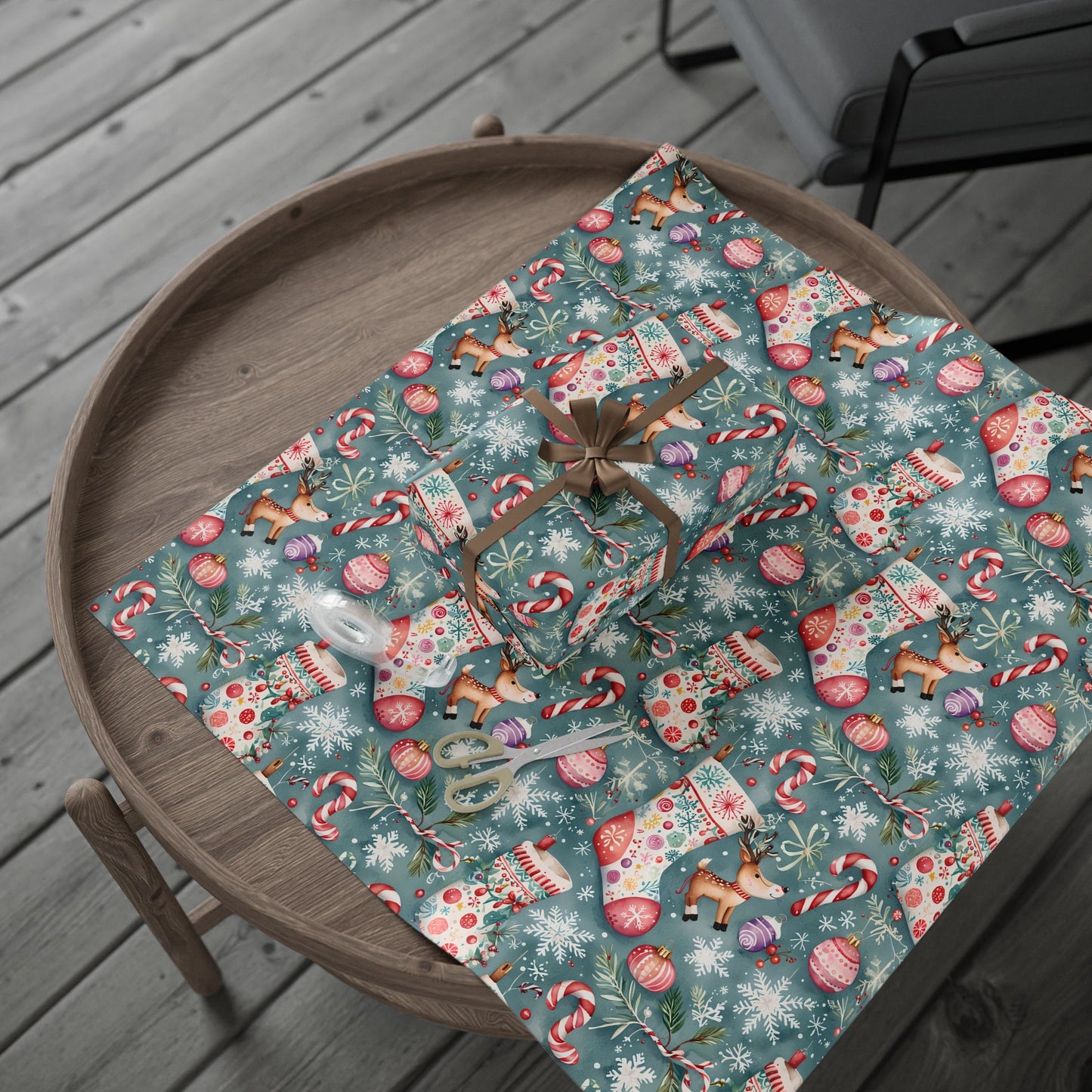 Stocking Situation – Sweet & Snuggly Christmas Wrapping Paper
