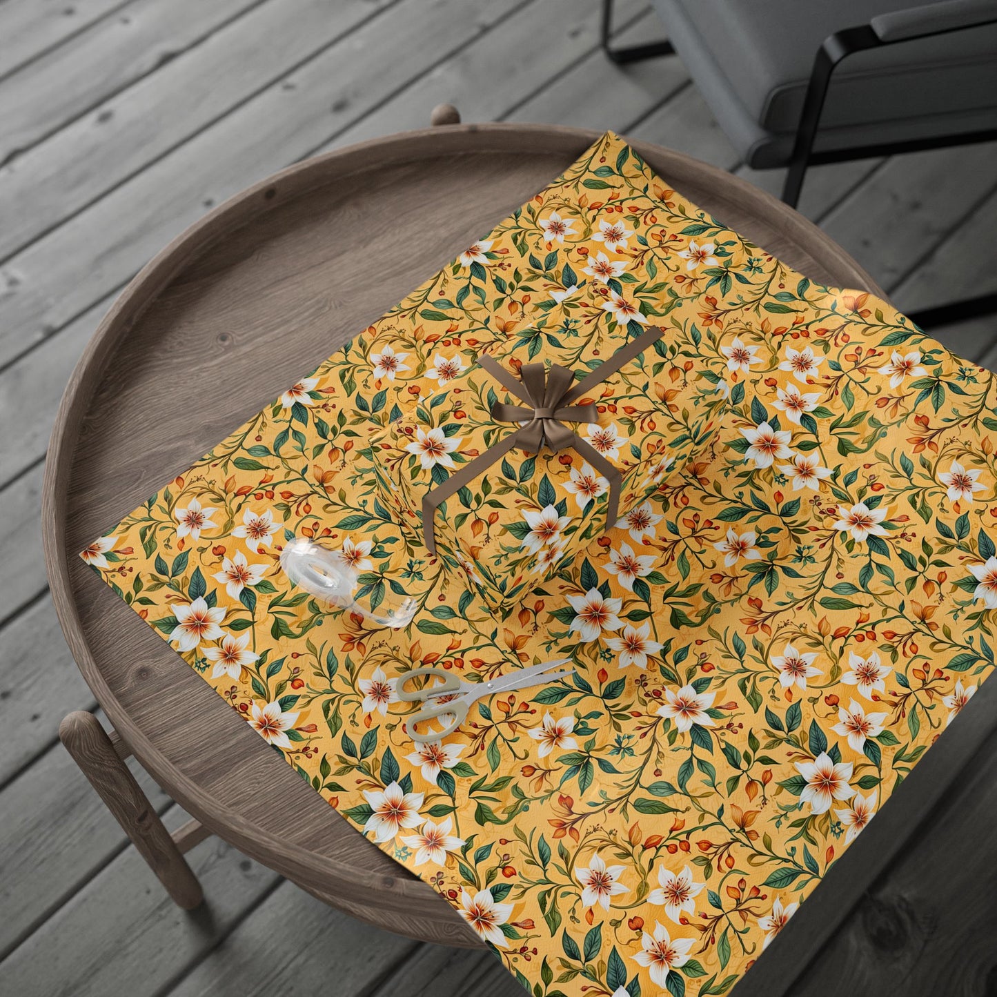 Golden Bloom – Floral Wrap