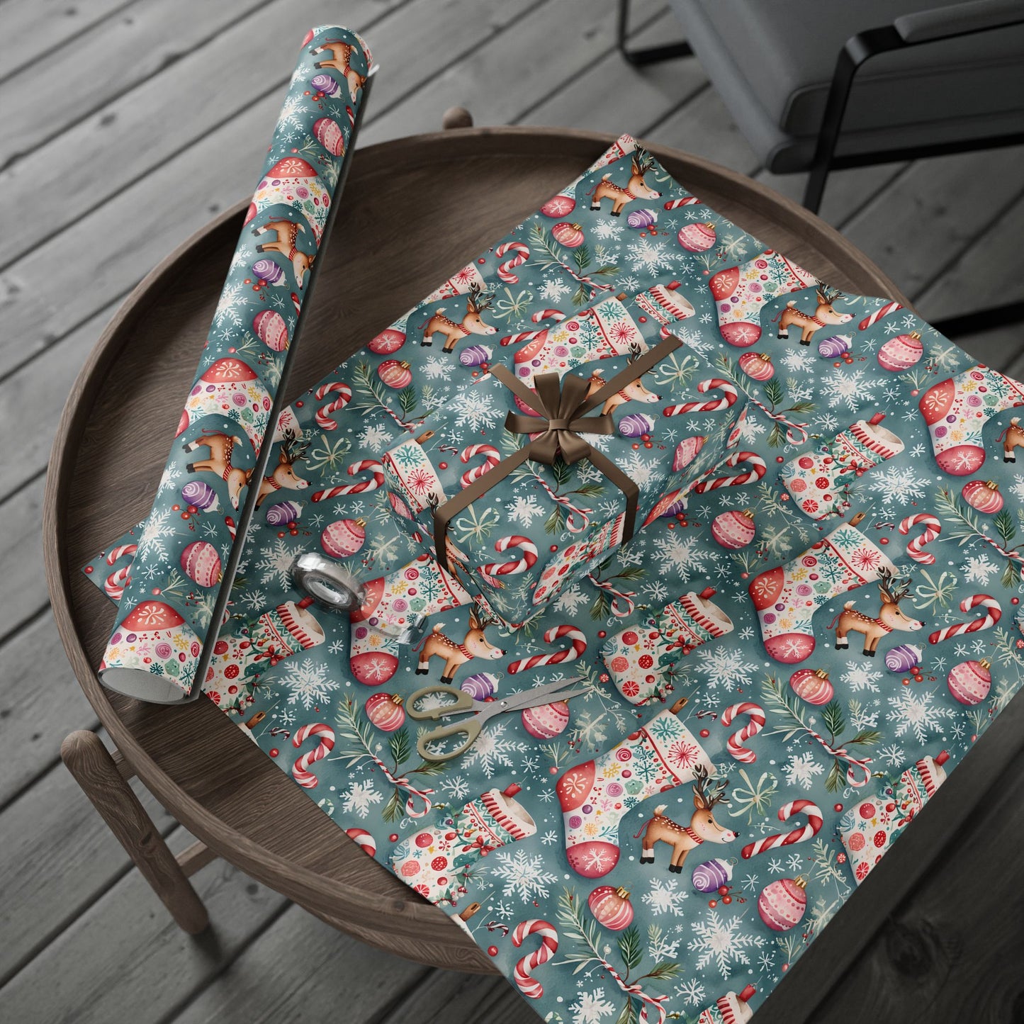 Stocking Situation – Sweet & Snuggly Christmas Wrapping Paper