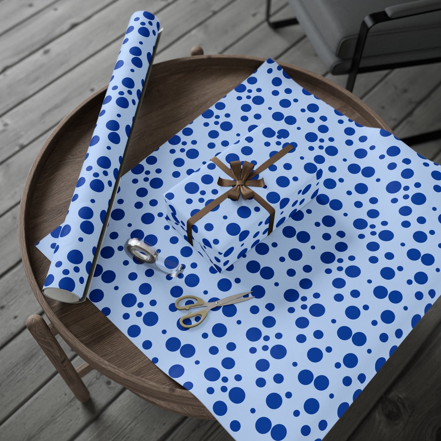 Blue Dots Delight – Cheerful Wrap