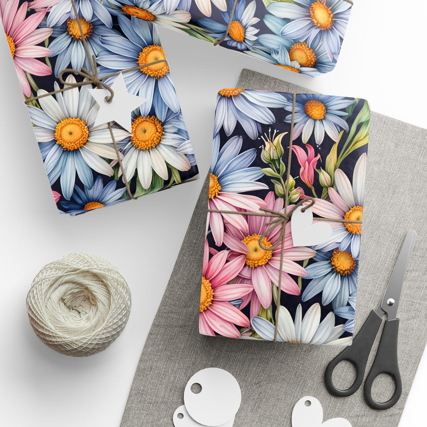 Gift Wrap - Elegant Floral Daisies