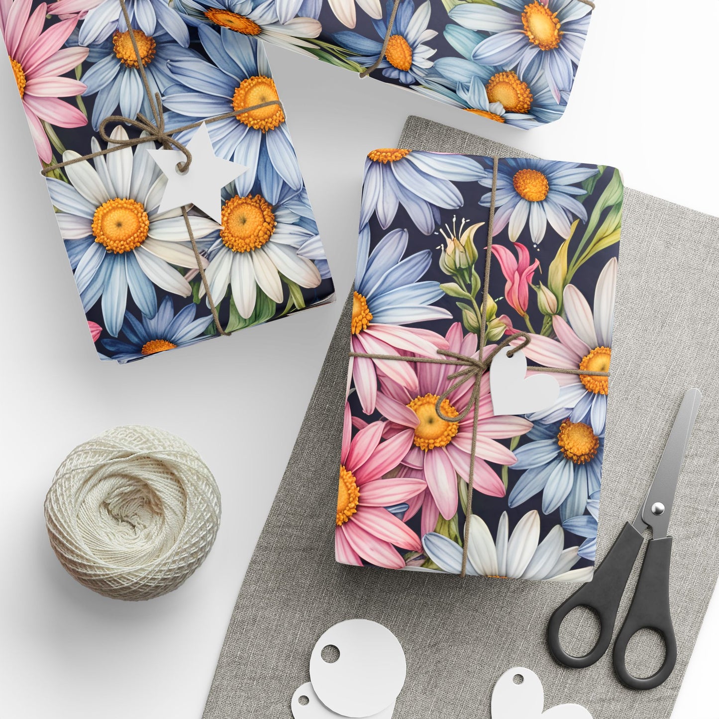 Gift Wrap - Elegant Floral Daisies