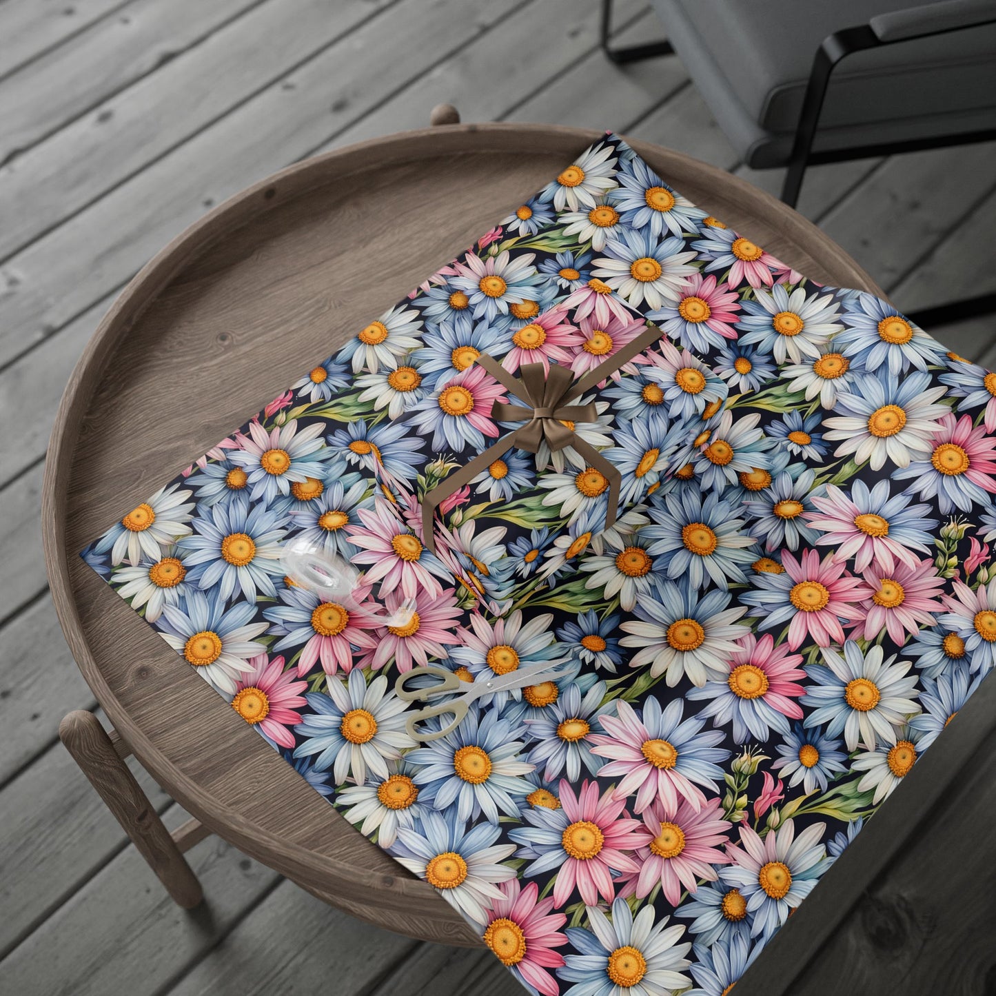 Gift Wrap - Elegant Floral Daisies