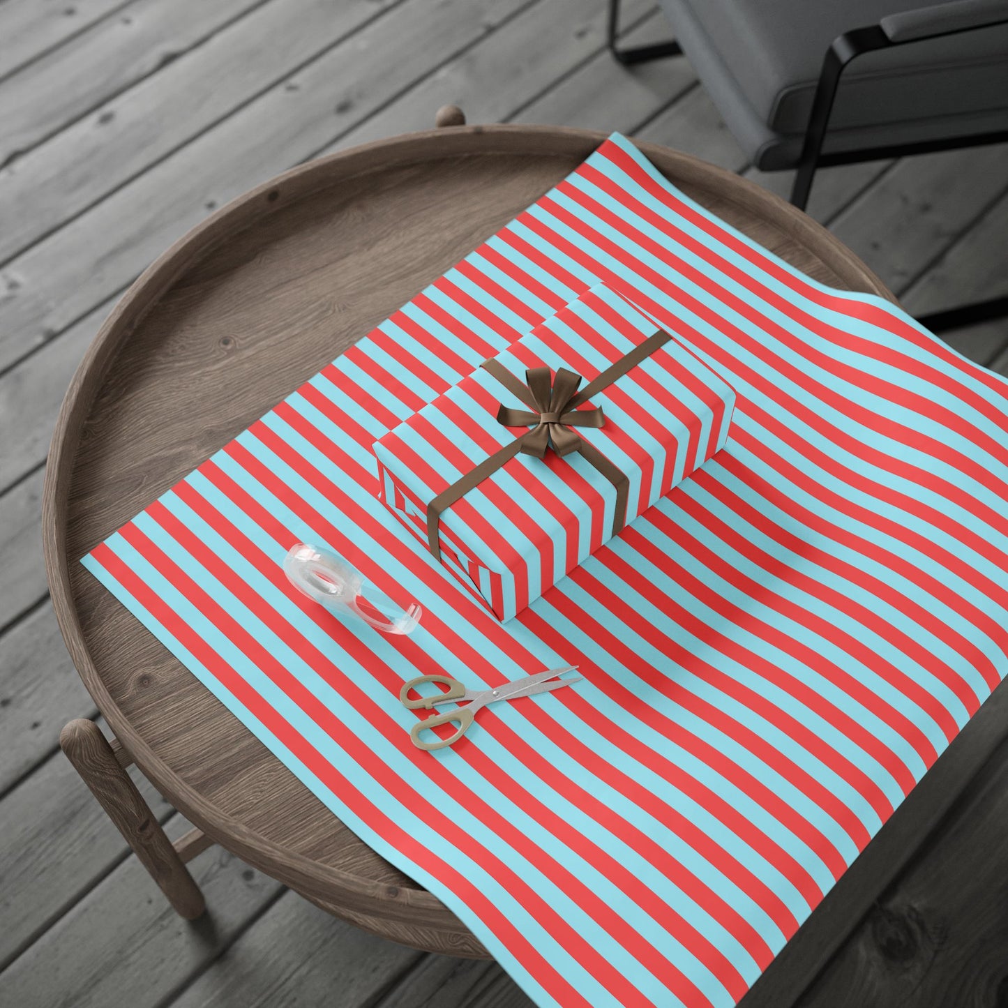 Modern Stripes – Chic Wrap