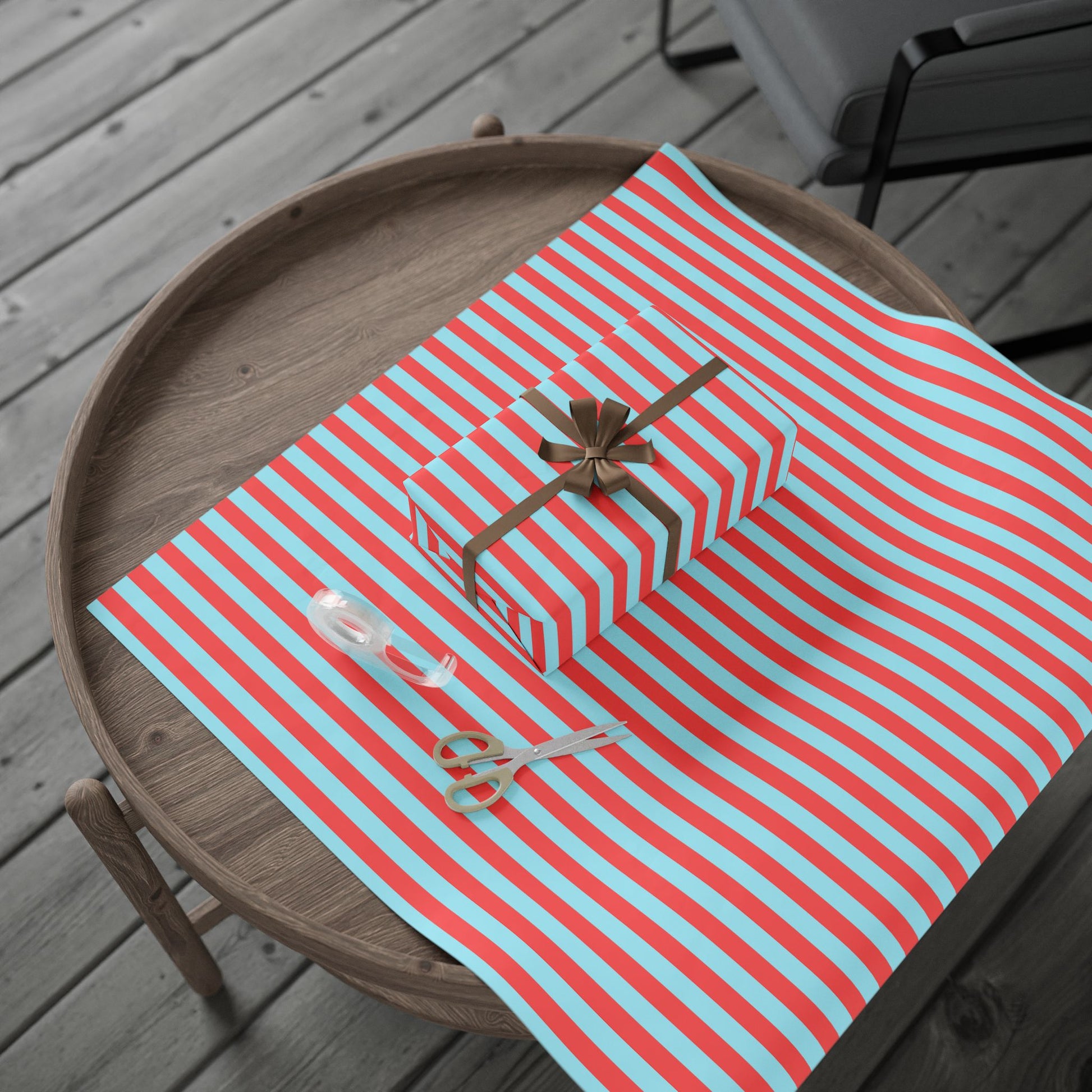Modern Stripes – Chic Wrap