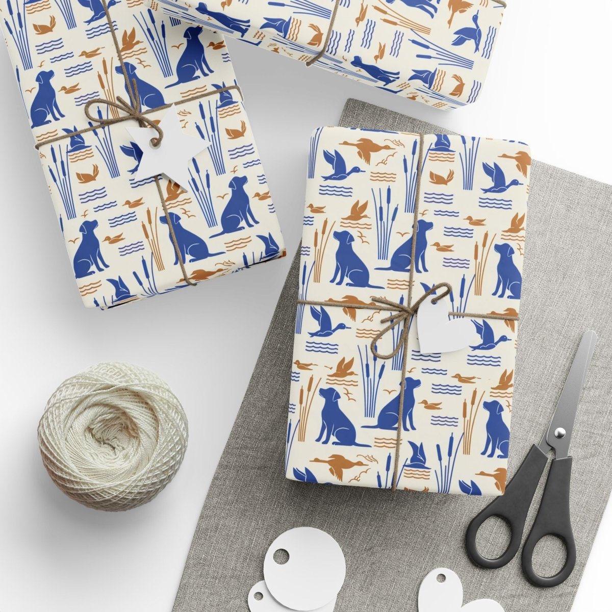 Pondside Pursuit – Hunting Lab Wrapping Paper