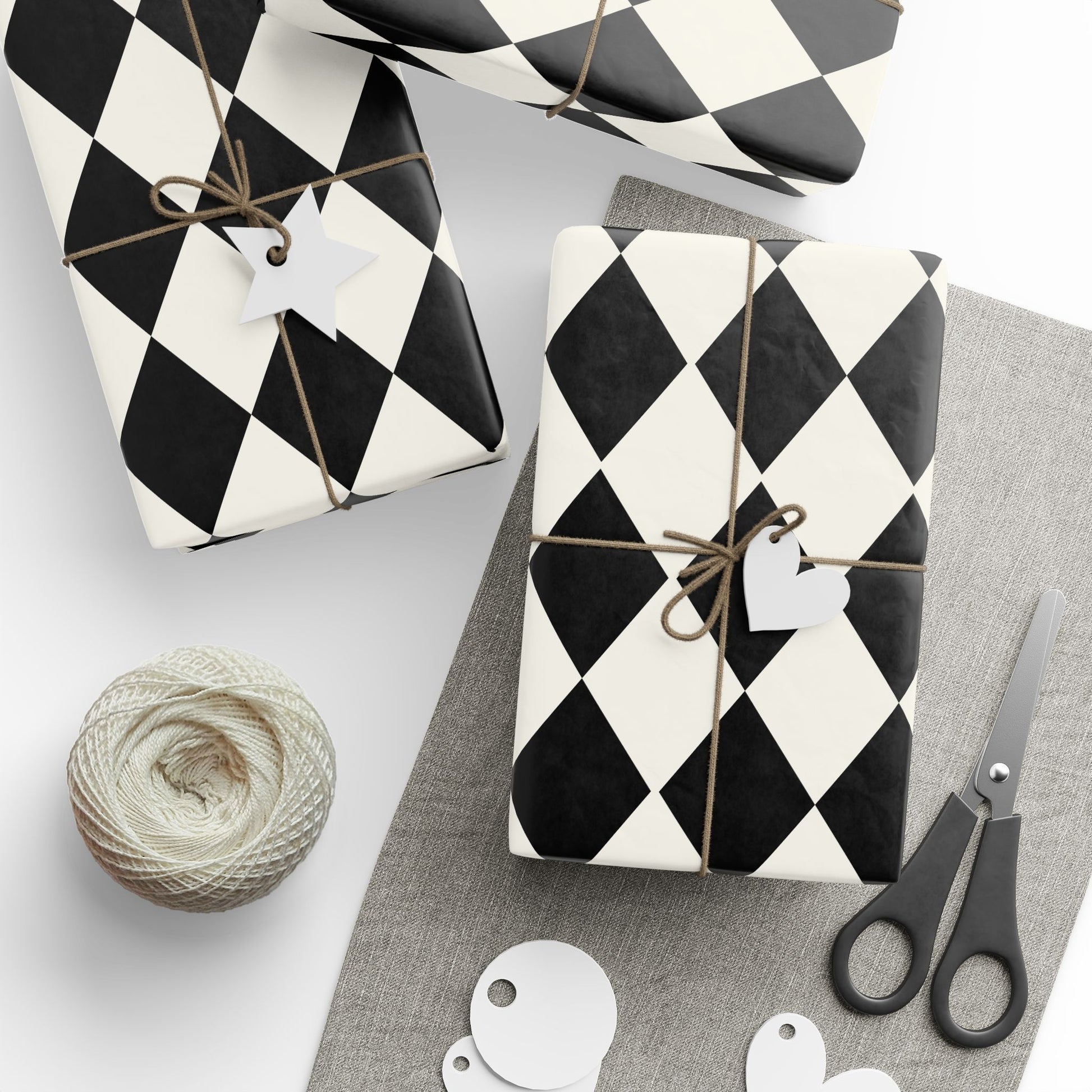 Black & White Diamond Gift Wrap