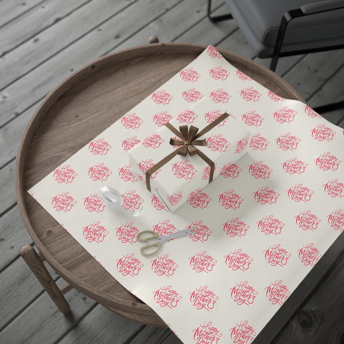 Chic Mother's Day Gift Wrap