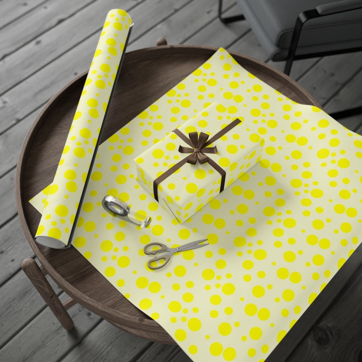 Sunny Spots – Bright Yellow Wrap