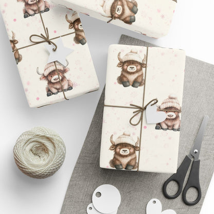 Highland Holiday Cuddles – Cozy Cow Wrapping Paper