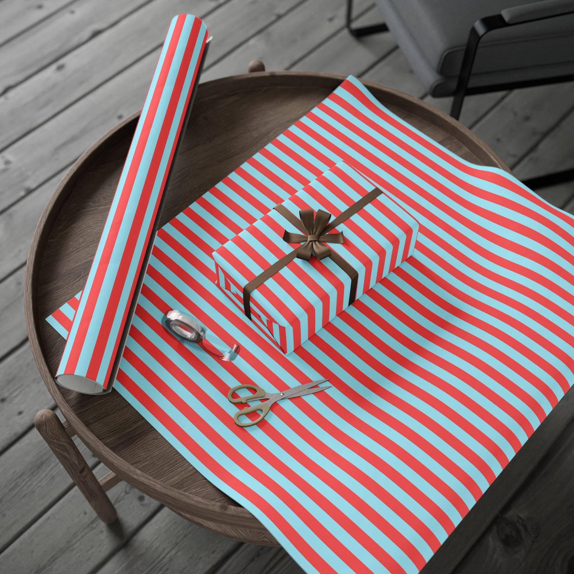 Modern Stripes – Chic Wrap