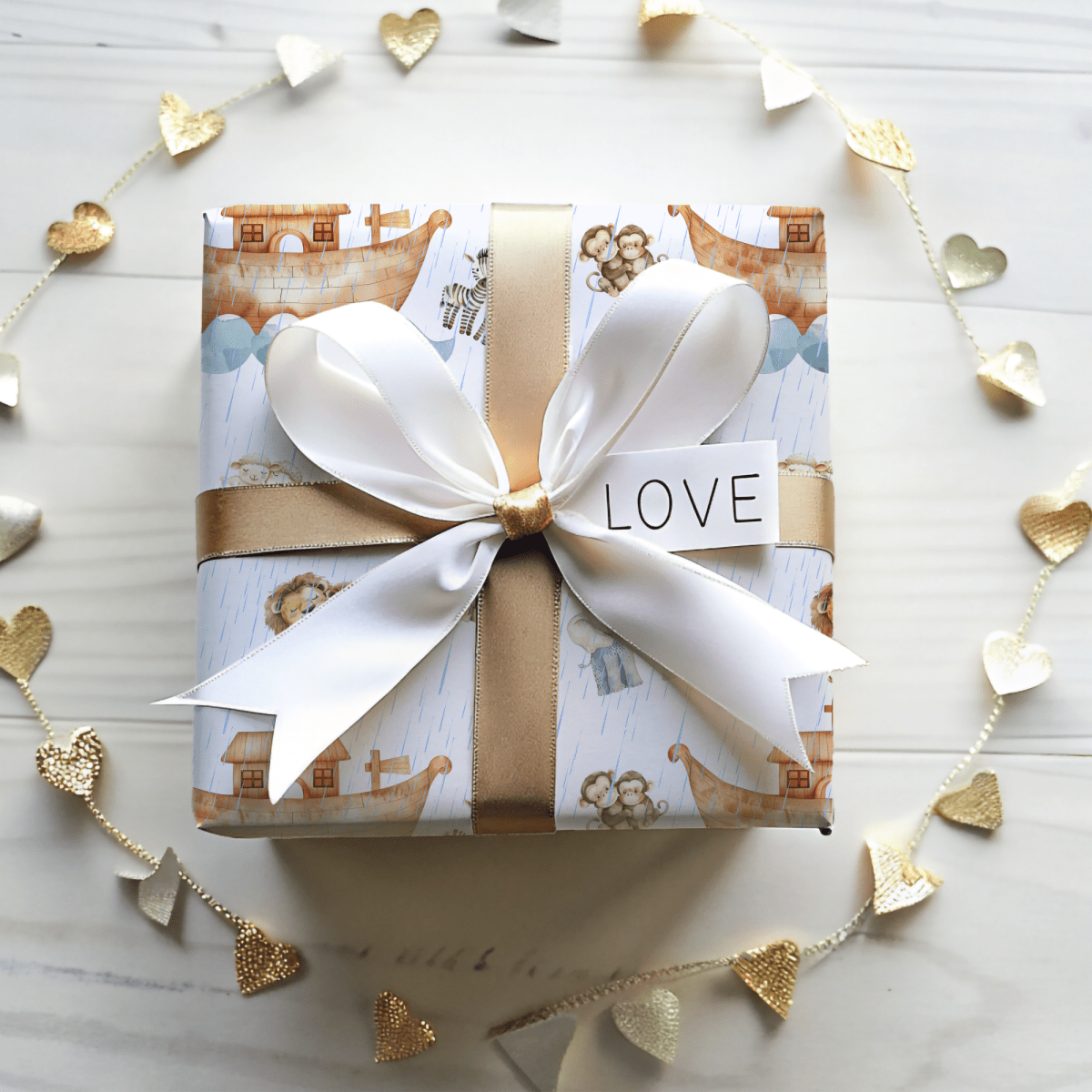 Noah’s Nifty Ark – Animal Pairs Wrapping Paper