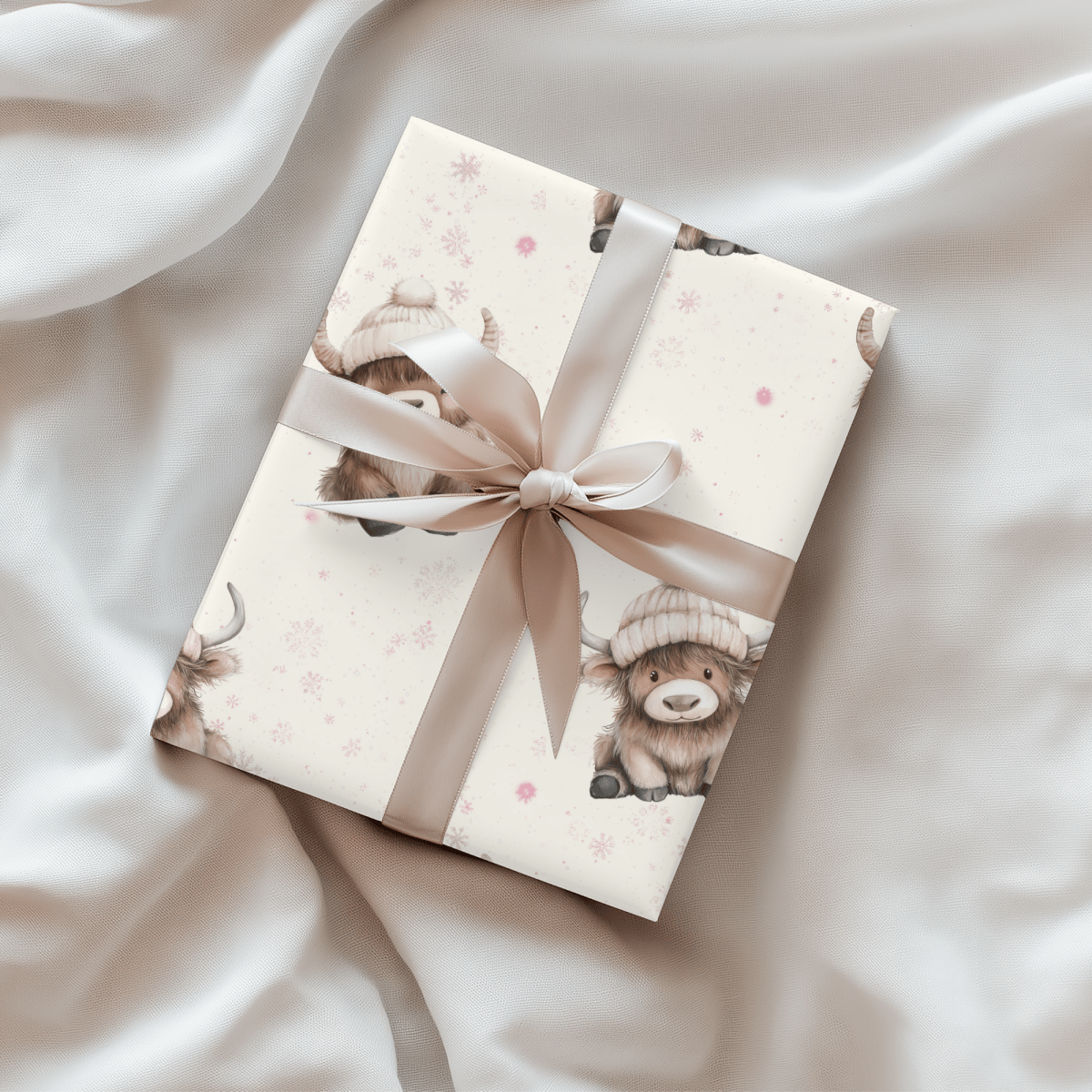 Highland Holiday Cuddles – Cozy Cow Wrapping Paper