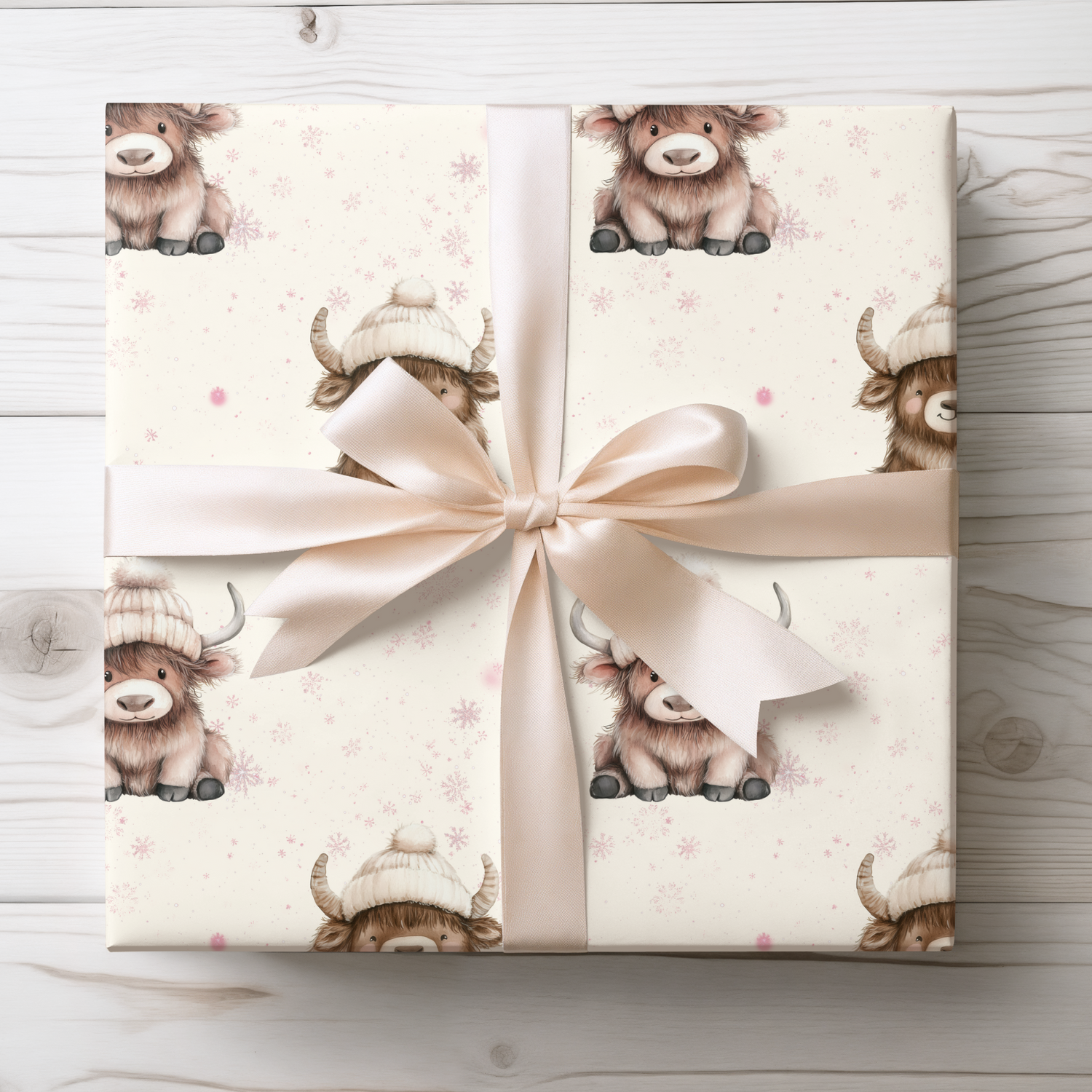 Highland Holiday Cuddles – Cozy Cow Wrapping Paper