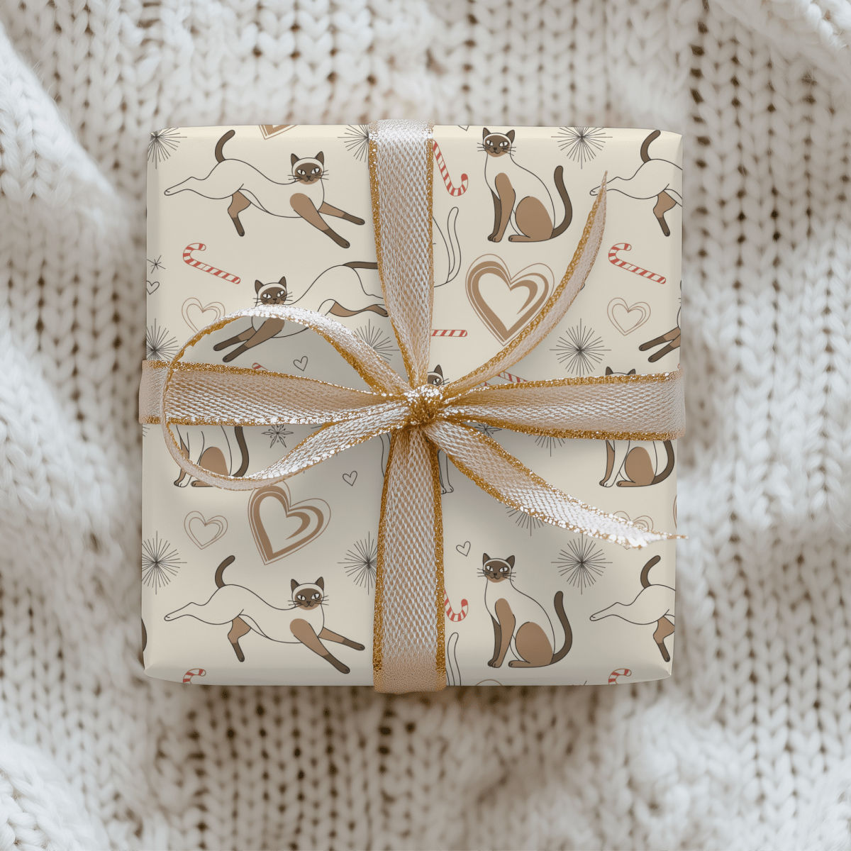 Merry Meowgic – Siamese Christmas Cat Wrapping Paper