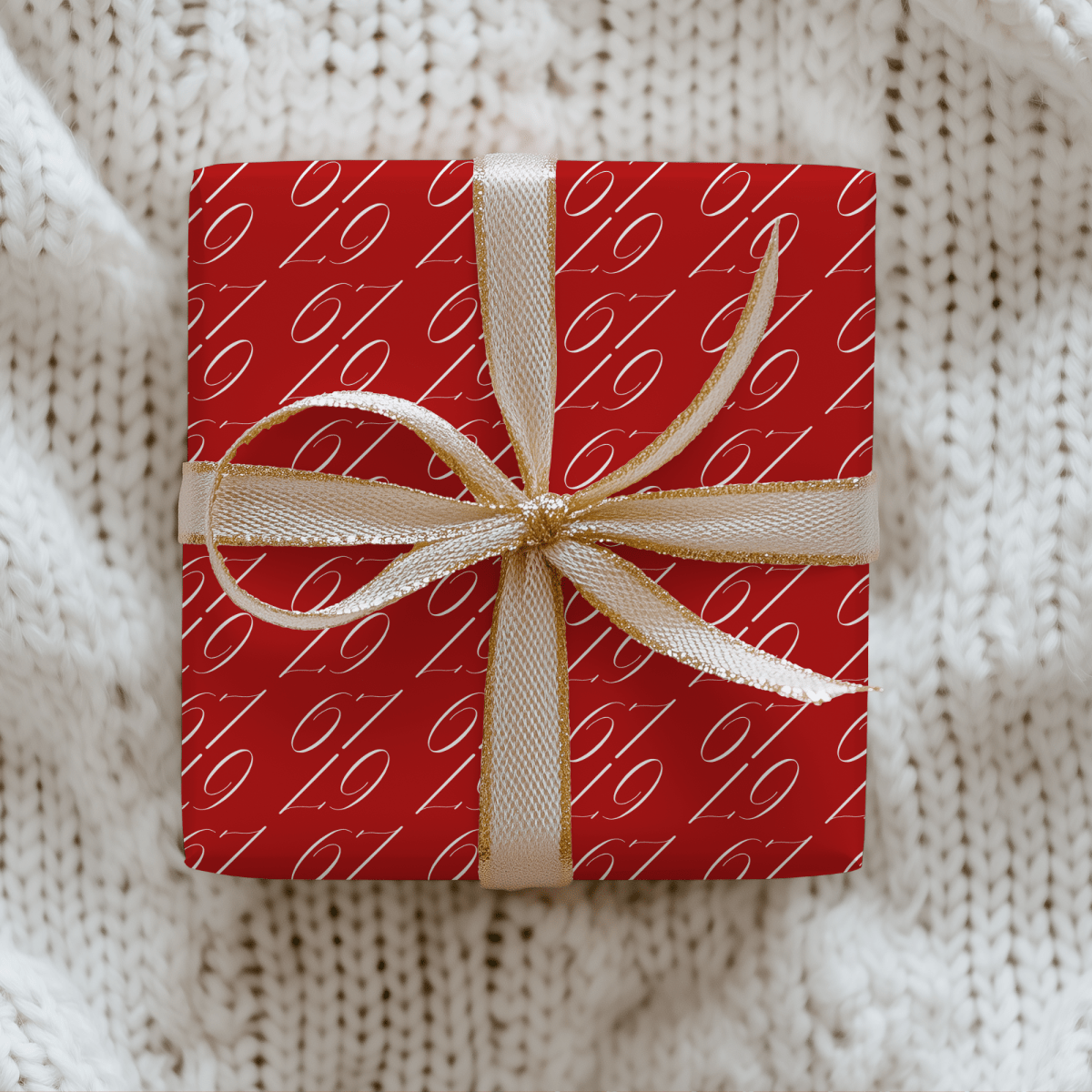 67 Hot – Scarlet Luxe Holiday Wrapping Paper