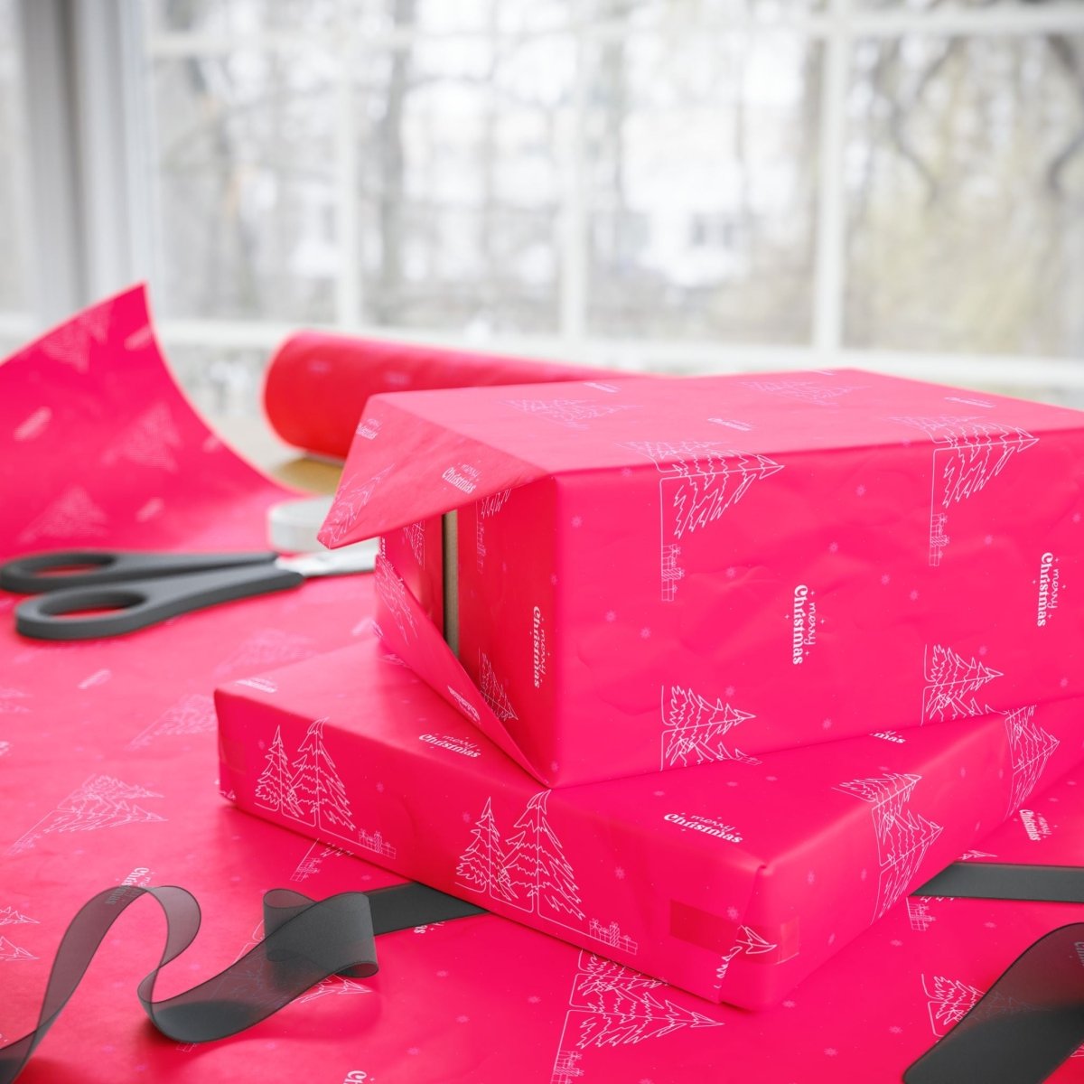 Merry & Bright in Hot Pink – Christmas Wrapping Paper