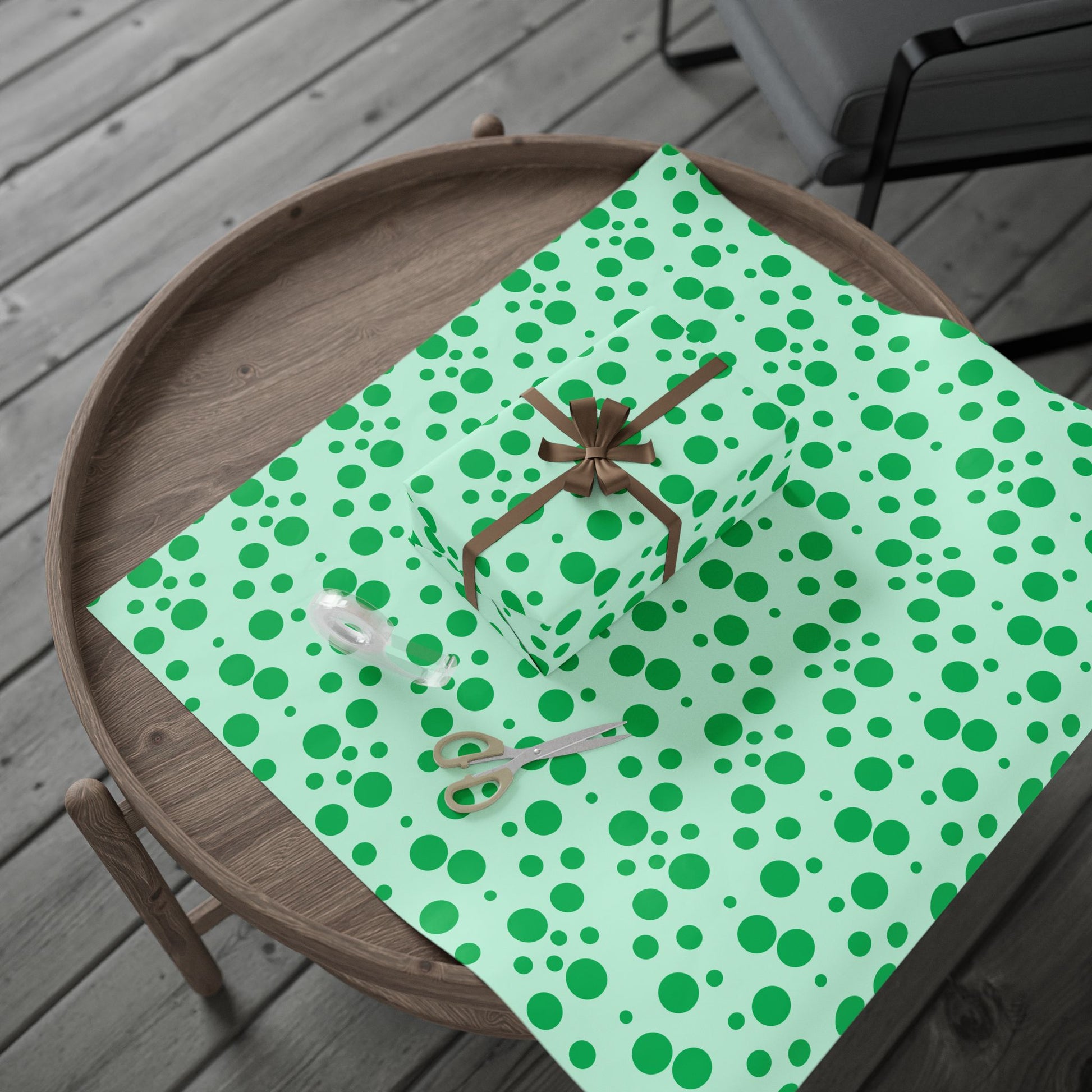 Green Dots – Festive Polka Wrap