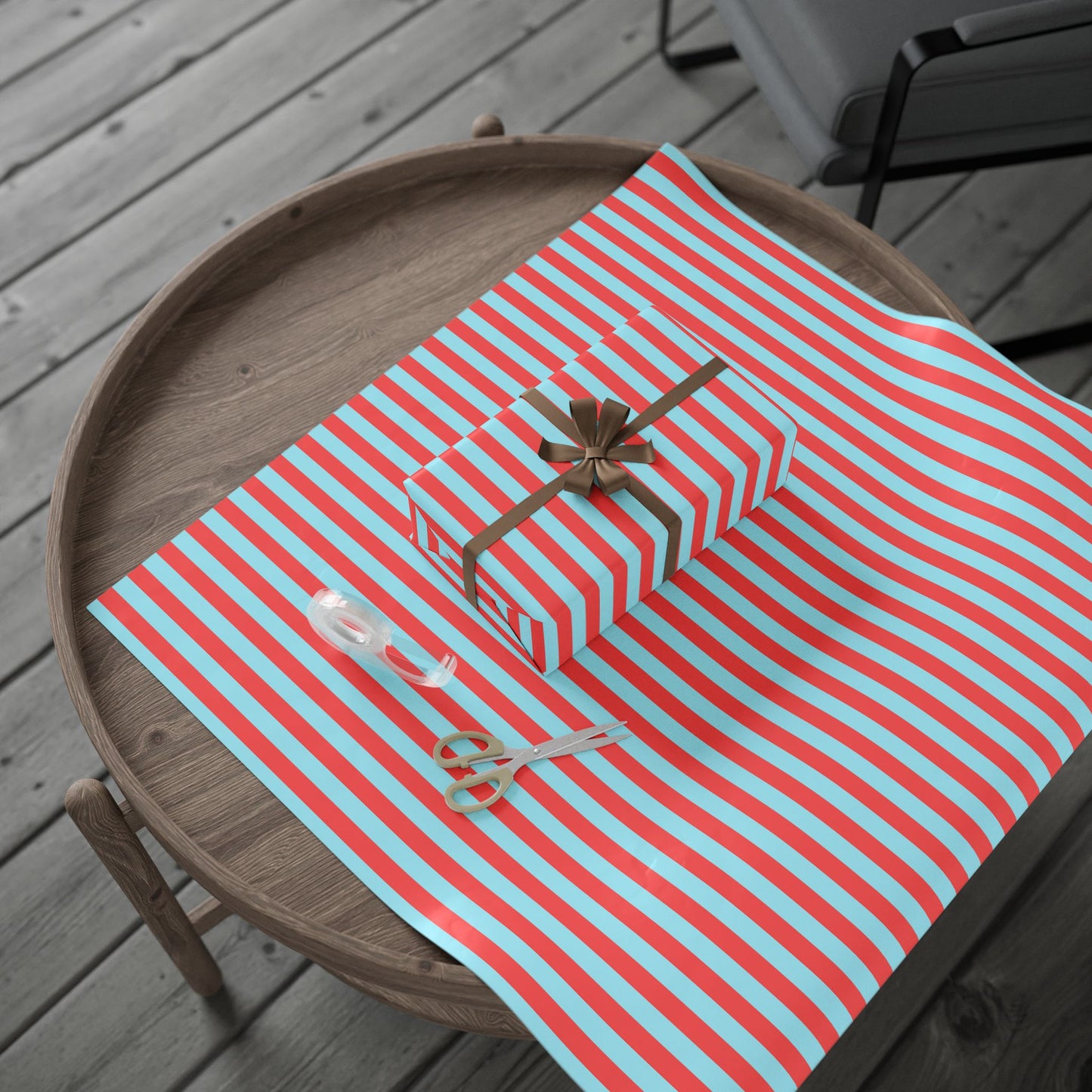 Modern Stripes – Chic Wrap