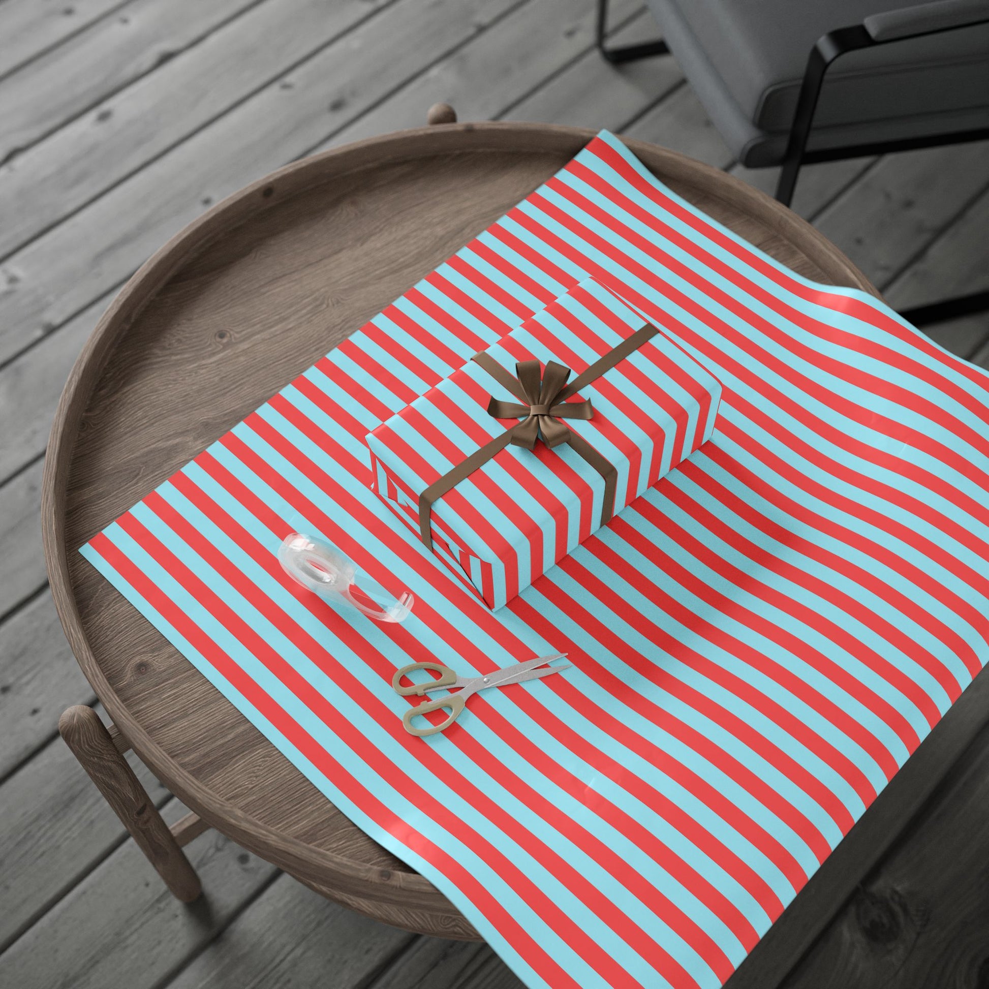 Modern Stripes – Chic Wrap