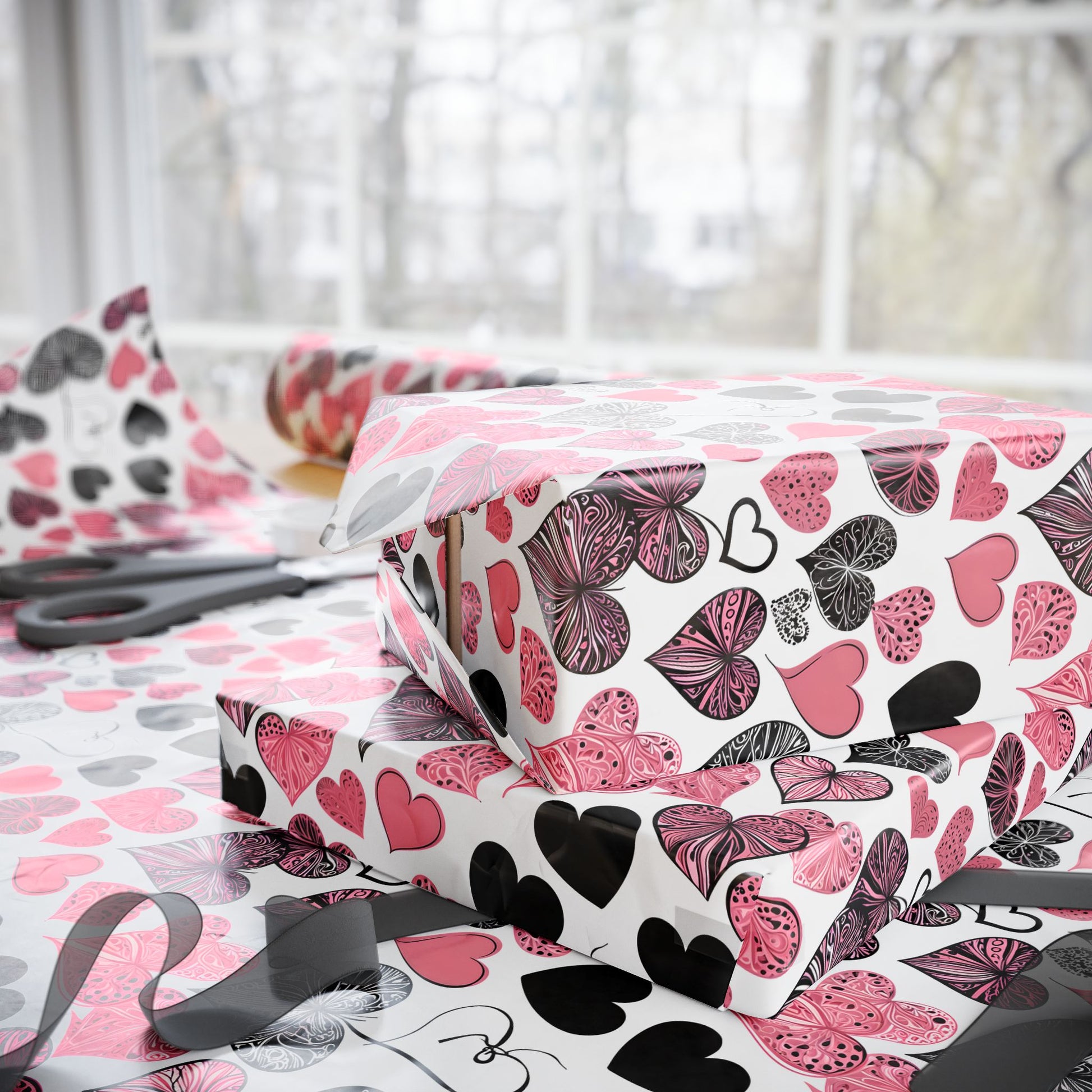 Pink & Black Heart Pattern Wrapping Paper