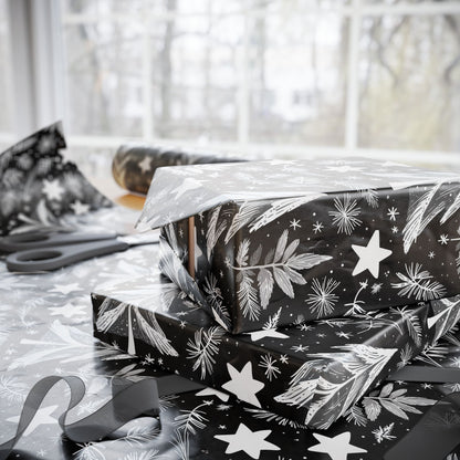 Monochrome Magic – Black & White Winter Wrapping Paper