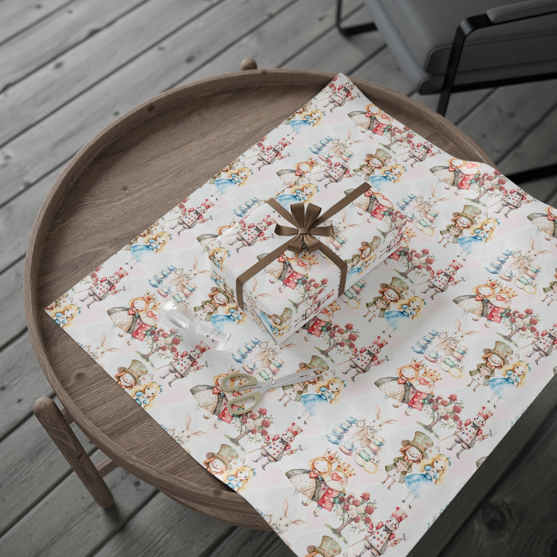 Adorable Alice in Wonderland Design